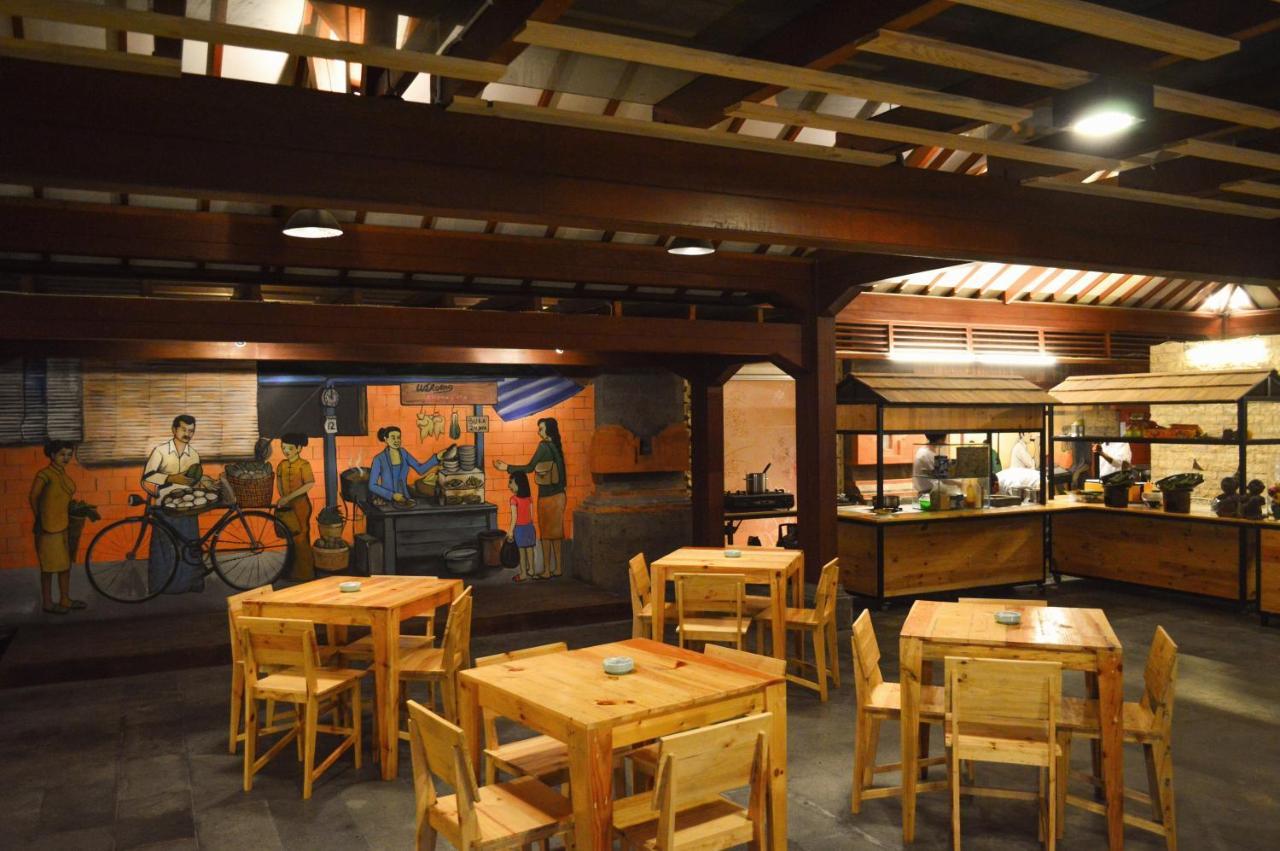Hotel Harris And Conventions Bali Denpasar
