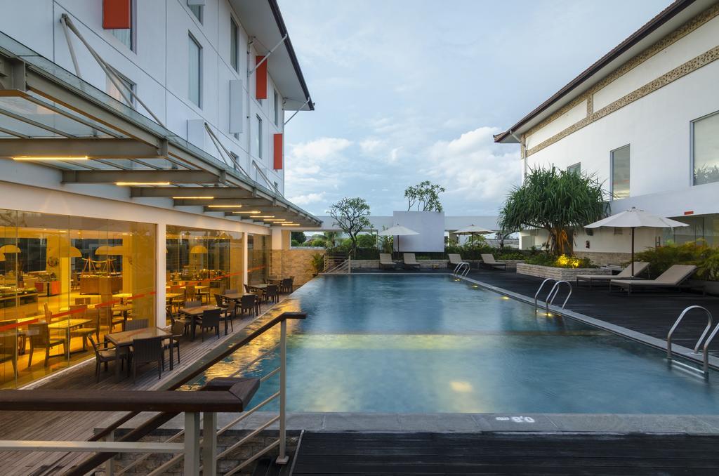 Hotel Harris And Conventions Bali